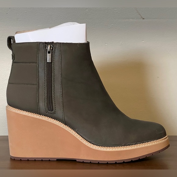 Toms Raven Wedge Ankle Booties - Picture 5 of 10